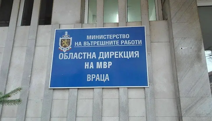Луксозни джипове вместо социална подкрепа Луксозни джипове вместо социална подкрепа