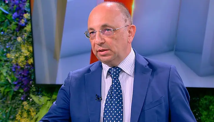 Бившият министър призовава за съкращаване на държавните разходи Бившият министър призовава за съкращаване на държавните разходи