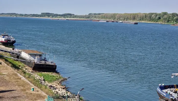 Спад на водите на Дунав до минус 125 сантиметра край Русе