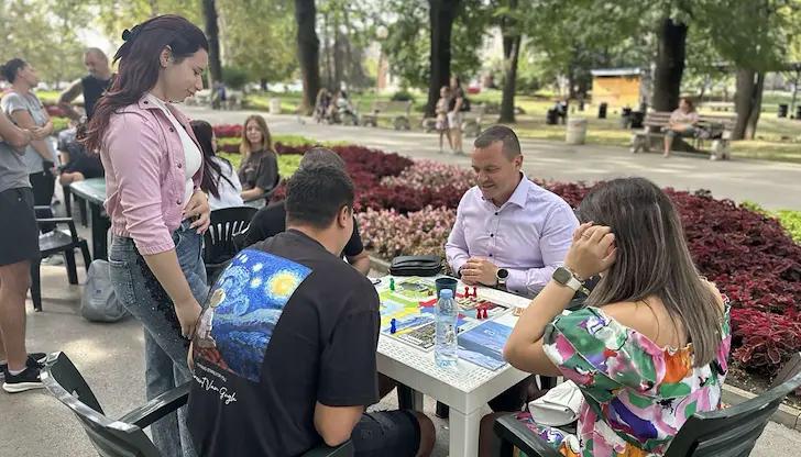 Благотворителен турнир по "Не се сърди, човече" в Русе
