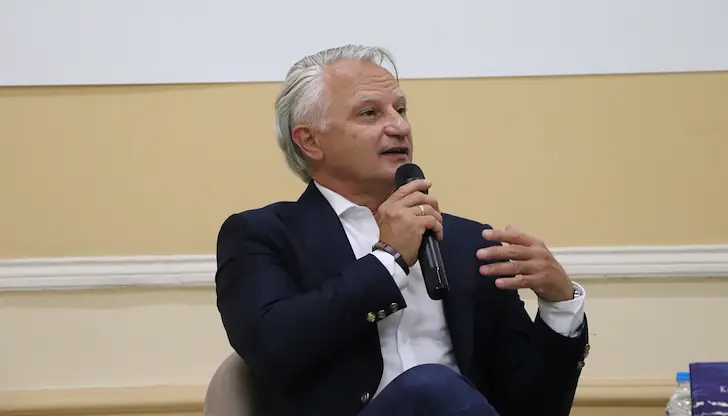 Захари Карабашлиев откри литературния фестивал в Русе