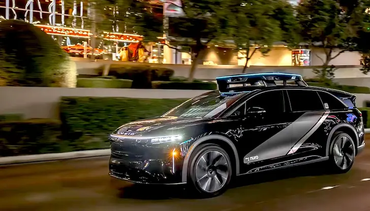 Lucid и Bolt стартират 25 000 автономни таксита в Европа