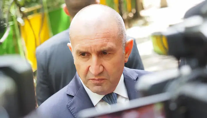 Румен Радев събра областни управители при закрити врати Румен Радев събра областни управители при закрити врати