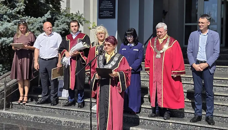 Филиалът в Молдова посрещна над 180 нови първокурсници Филиалът в Молдова посрещна над 180 нови първокурсници
