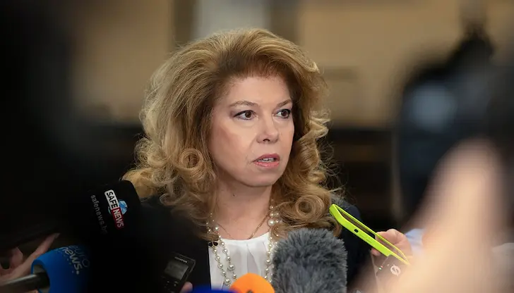 Илияна Йотова подписва указ за отзоваване на посланика в ОАЕ