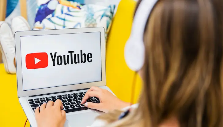 YouTube пуска изкуствен интелект за въпроси към видеата YouTube пуска изкуствен интелект за въпроси към видеата