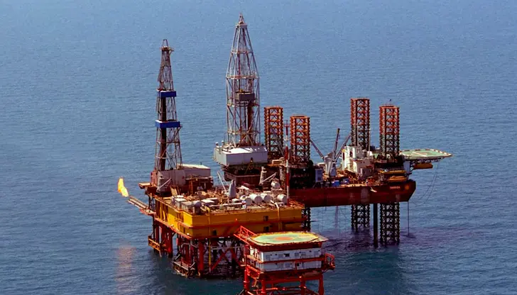 Черноморнефтегаз загуби статута си в Крим след украински атаки