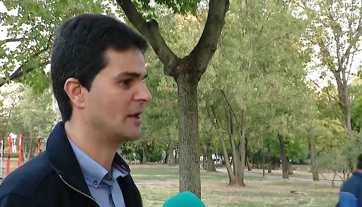 Нападателят е заявил пред бащата, че по този начин решава проблемите си Нападателят е заявил пред бащата, че по този начин решава проблемите си