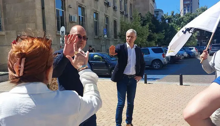 Костадин Костадинов представи приоритетите на "Възраждане" в Русе