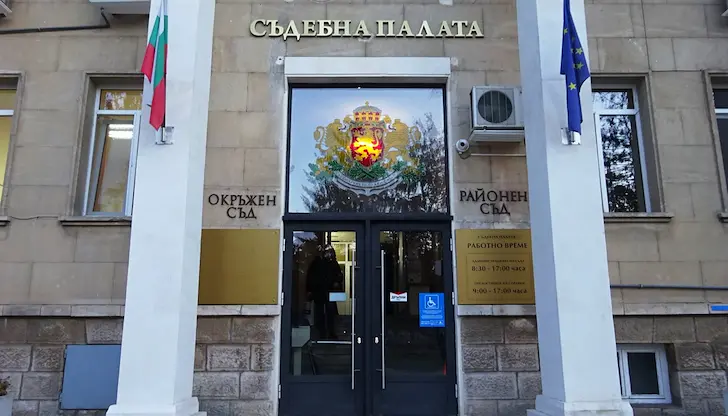 Окръжен съд - Разград наложи най-тежката мярка за неотклонение на 32-годишния мъж Окръжен съд - Разград наложи най-тежката мярка за неотклонение на 32-годишния мъж