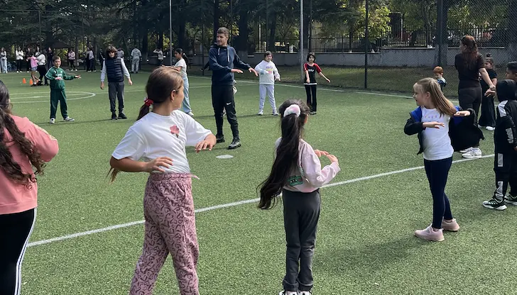 Ученици от Ценово отбелязаха Деня на спорта с велосипеди