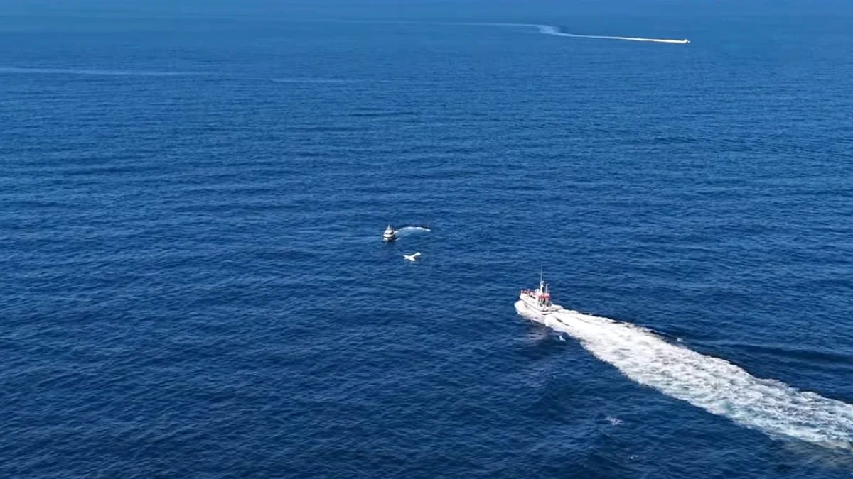 Частен самолет кацна аварийно в Черно море край Ризе