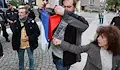 Костадин Костадинов иска извинение от Гюров за запалено руско знаме