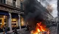 Луксозни магазини в Париж слагат бронирани врати и прозорци