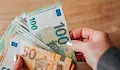 Сам човек в ЕС се нуждае от 2800 евро за комфортен живот
