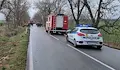 Пожарникари вадиха заклещена жена след катастрофа край Борово