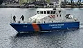 Гранични катери спасяват бедстващи моряци в бурно море
