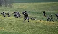 Европейски войници тренират влизане в Украйна