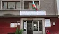 Мъж в женски дрехи ограби офис в Дупница