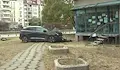 Никой не прибира катастрофирал автомобил пети ден в столицата