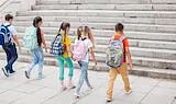 Защо България лекува грипа с ваканция