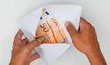Браншът на бързите кредити предупреждава за бум на лихварството