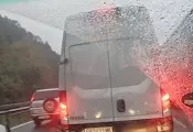 Катастрофа затруднява трафика на АМ "Хемус"
