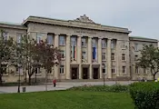 Съдят 45-годишен мъж за убийство на съсед в село Тръстеник