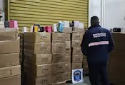 Задържаха над 6 000 парфюма в ТИР край село Скомля
