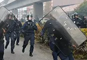 Франция мобилизира 70 000 полицаи срещу протести тази събота