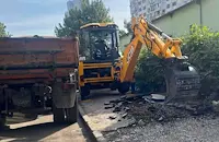 Общински екипи ремонтират улици и тротоари в Русе