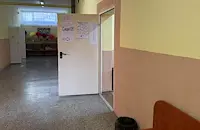 Питбул нахлу в избирателна секция в Казанлък