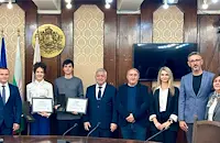 Пенчо Милков връчи наградите „Русе - 21. век" на трима младежи
