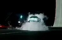 Илон Мъск представи летяща Tesla