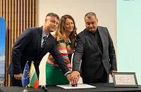 Пуснаха пощенска марка за юбилея на ИАППД в Русе