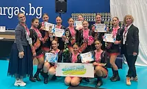 Мажоретките от „Екстрийм“ спечелиха четири медала в Бургас