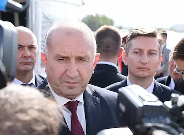 Румен Радев обвини български евродепутати в манипулация на Европейския парламент