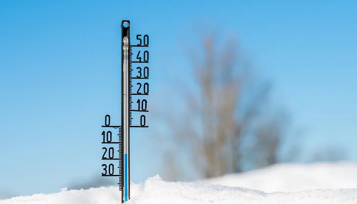 Арктическо студено време обхваща Източна Европа до -17°C