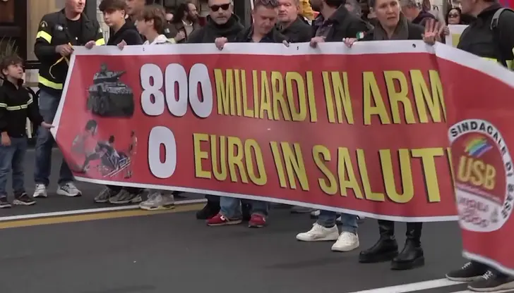 Протестиращи спряха движението в над 60 града
