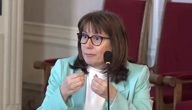 Омбудсманът призовава за баланс при използването на изкуствен интелект