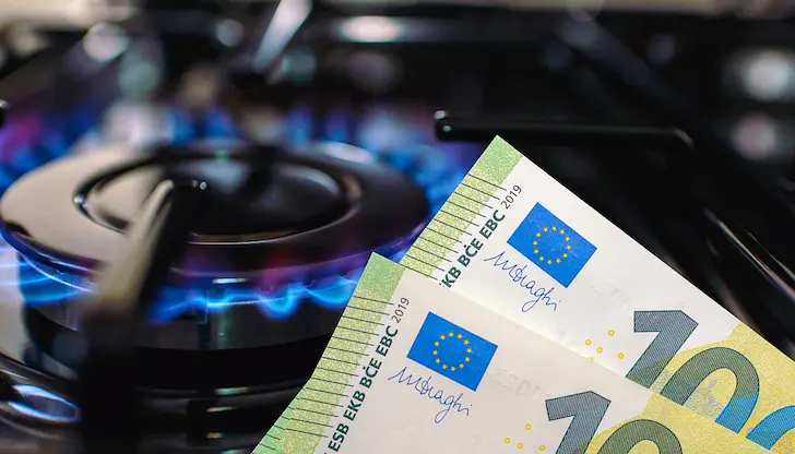 Цените на природния газ в Европа достигат 100 евро за мегаватчас