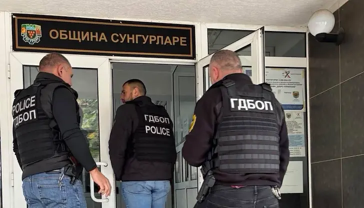 Разследващите проверяват обществени поръчки и счетоводни къщи Разследващите проверяват обществени поръчки и счетоводни къщи