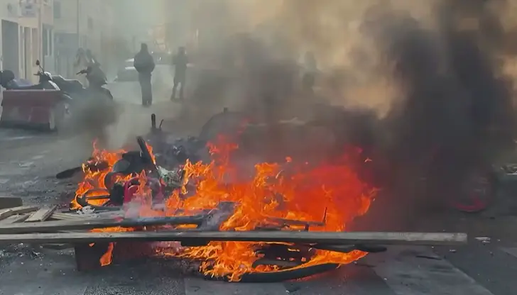 Експерти анализираха мащабните протести и политическите рискове пред Европейския съюз