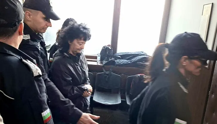 Обвинената лекарка напуска ръководните си постове в Пловдив Обвинената лекарка напуска ръководните си постове в Пловдив