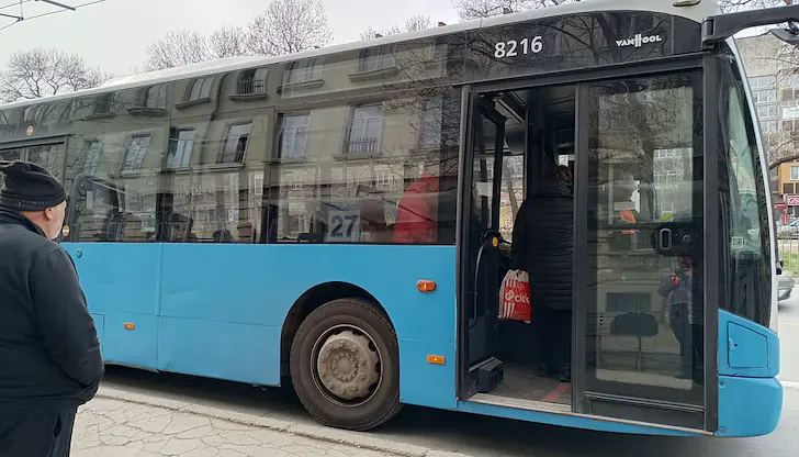 Русенският обществен транспорт внедрява нова електронна система за таксуване