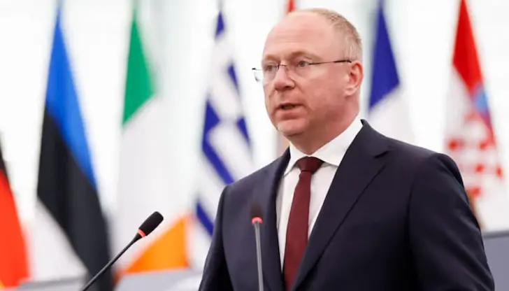 Евродепутат изисква отговори за доходите след приемането на еврото Евродепутат изисква отговори за доходите след приемането на еврото