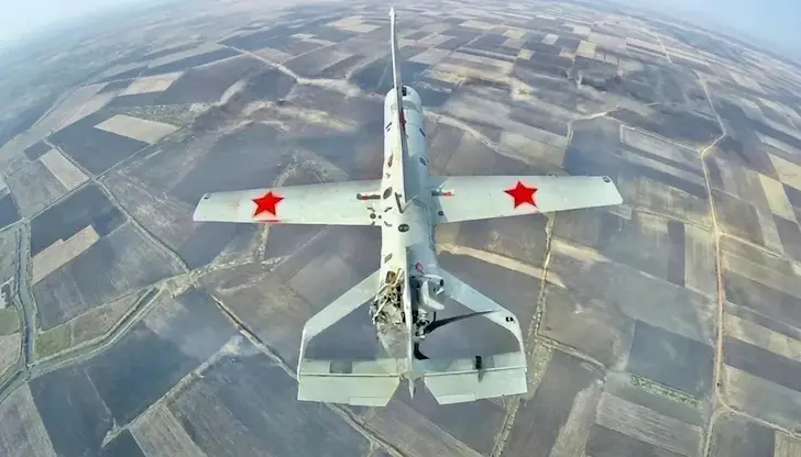 Нов руски дрон с бензинов двигател засечен в Украйна