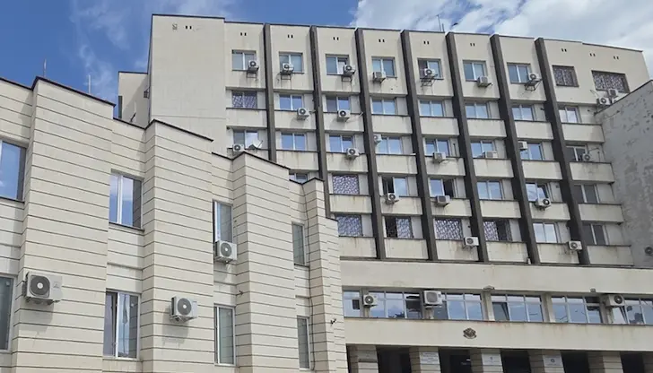 Извънредни паспортни гишета в Русе за изборите
