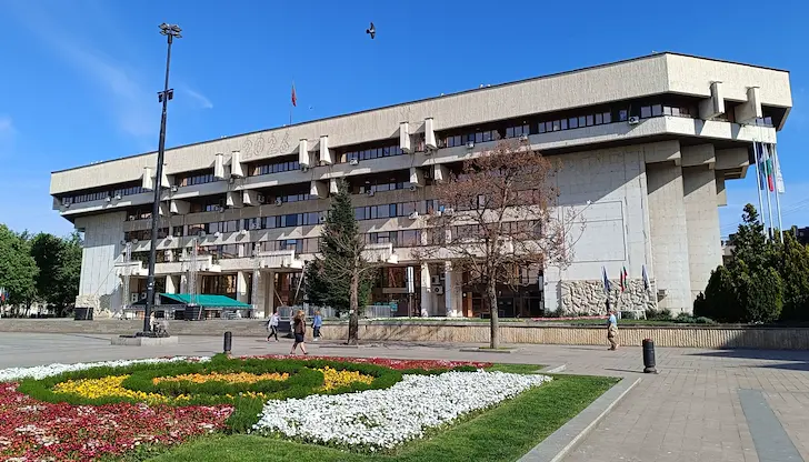 Инициативата на площад „Свобода“ ще подкрепи уязвими хора Инициативата на площад „Свобода“ ще подкрепи уязвими хора