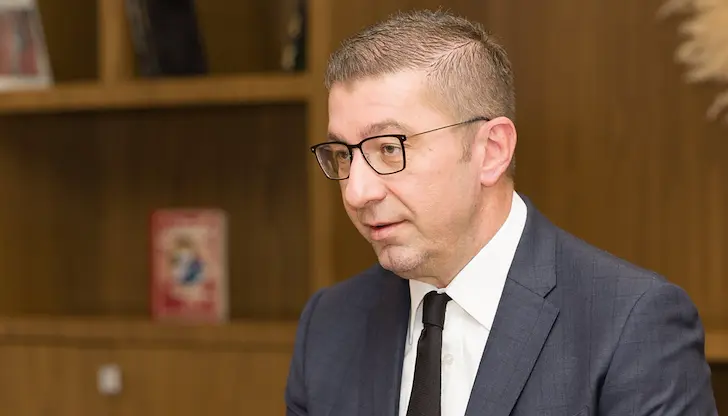 Премиерът на Северна Македония поиска София да предаде Ива Михайлова и баща ѝ Премиерът на Северна Македония поиска София да предаде Ива Михайлова и баща ѝ